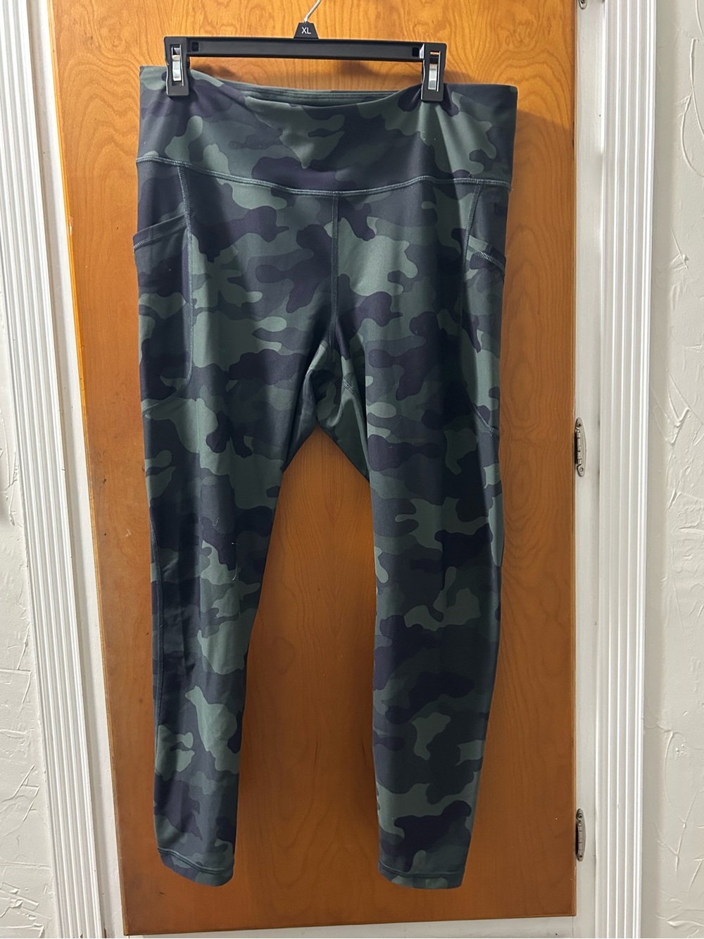 Old Navy Green Camo Powersoft  high rise leggings